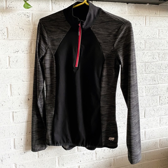 ▪️ NWOT 1/4 Zip Long Sleeve ▪️ - Picture 1 of 2